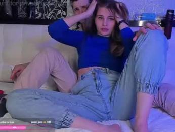 queenafina — webcam model online on chaturbate