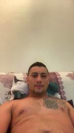 GoodBoyy01 — webcam model online on cam4