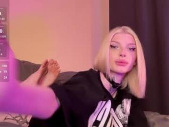 hotchubently — webcam model online on chaturbate