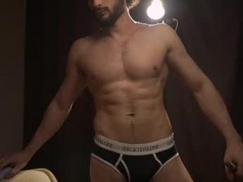 double_luckystrike — Chaturbate stream photo (Apr 2026)