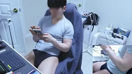 koreanboy2341 — webcam model online on stripchat