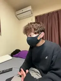 UKI06 — Stripchat stream photo (Apr 2026)