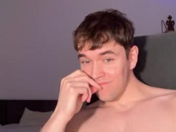 johnnnyhorny — Chaturbate stream photo (Oct 2026)