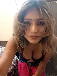 zoyarathore — Stripchat stream photo (Apr 2026)