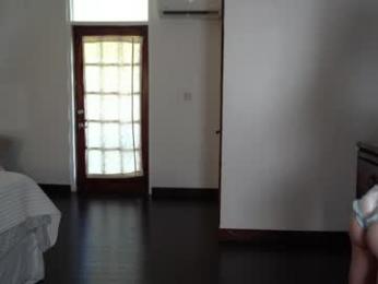 chloewildd — webcam model online on chaturbate