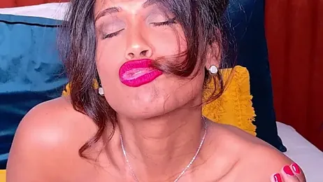 ShanialaFrancaise — webcam model online on stripchat