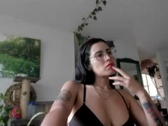 sexnherbs — webcam model online on chaturbate