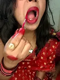 Hotbhabi305 — webcam model online on stripchat