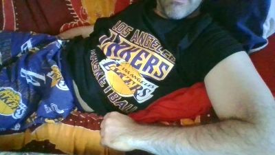 Whitecoast77 — webcam model online on cam4