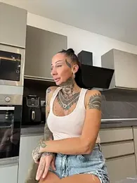 inked_up_jade — Stripchat profile photo