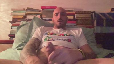 alessandromori9 — Cam4 stream photo (Apr 2026)