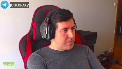 hotliki — Cam4 stream photo (Mar 2026)