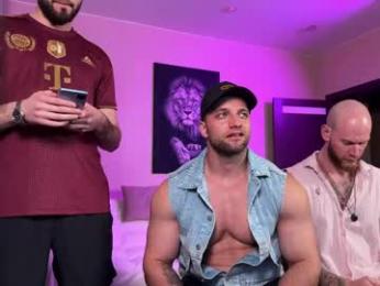 michaelbradley_for_u — webcam model online on chaturbate