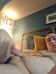 bibananaman — webcam model online on stripchat