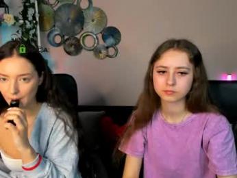 miki_nikki — Chaturbate stream photo (Apr 2026)