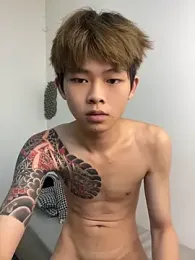 XBD-1 — webcam model online on stripchat