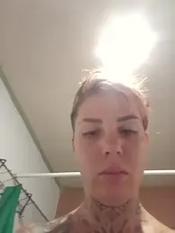 Izy_cute_ — stripchat