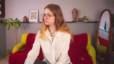 AuraRazavi — webcam model online on cam4