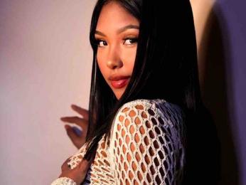 LolaDarcy — webcam model online on livejasmin