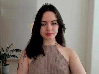 Lenna Whitee — flirt4free
