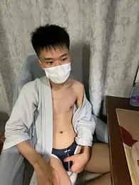 Zhang_yiovo — Stripchat stream photo (Sep 2026)