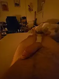 MarkBigDick35 — webcam model online on stripchat