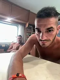 COPPIAGAYHOT — webcam model online on stripchat