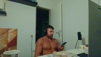 ALPHA_HUNK — Cam4 stream photo (Sep 2026)