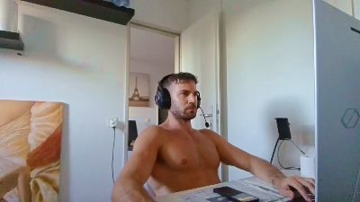 ALPHA_HUNK — Cam4 stream photo (Sep 2026)