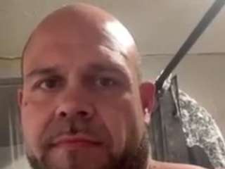 travisseitz88 — webcam model online on camsoda