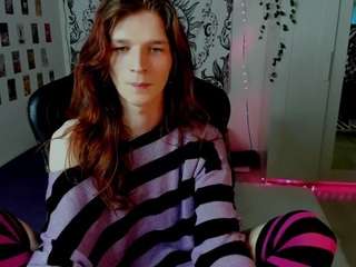 iceseeker2 — webcam model online on camsoda