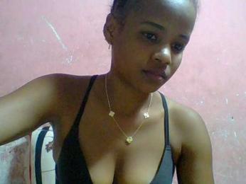 flaviahh — Bongacams stream photo (Jun 2025)