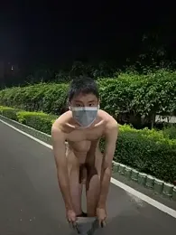 Benson18y — webcam model online on stripchat