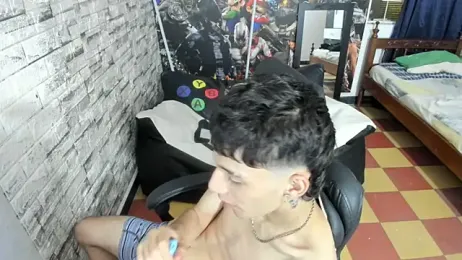 wex_077 — Stripchat stream photo (Jun 2026)
