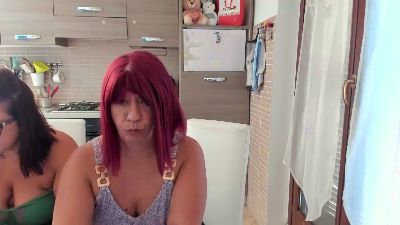 Carolyne2023 — Cam4 stream photo (Sep 2026)