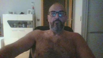heteromadrd48 — Cam4 stream photo (Apr 2026)