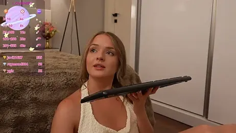 lunaaauraaaa — stripchat