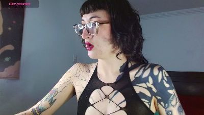 Inked_Val — Cam4 stream photo (Sep 2026)