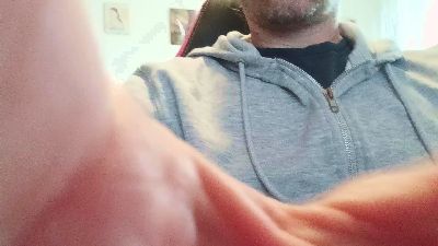 DaddyCam18cm — webcam model online on cam4