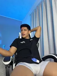 SantiLux_ — Stripchat stream photo (Sep 2026)