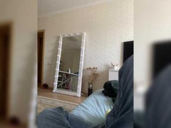 YuGoVi — webcam model online on bongacams