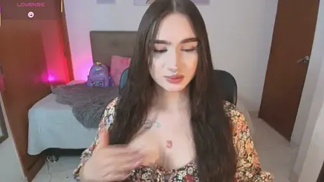 Miley_Baker — webcam model online on stripchat