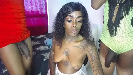 pink_7777 — webcam model online on stripchat