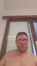 latinomadri3 — webcam model online on cam4