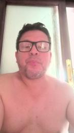 latinomadri3 — webcam model online on cam4