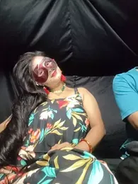 Hotty_Nisha21 — webcam model online on stripchat