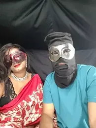 Hotty_Nisha21 — webcam model online on stripchat