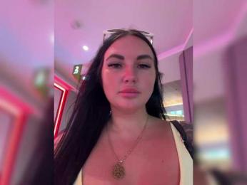 KROSHKA_N — Bongacams stream photo (Apr 2026)