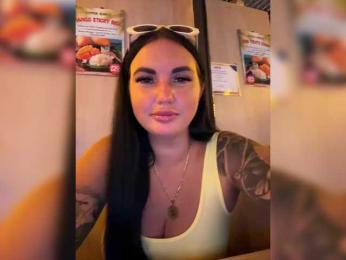 KROSHKA_N — Bongacams stream photo (Apr 2026)