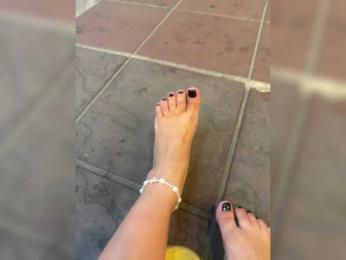 KROSHKA_N — Bongacams stream photo (Apr 2026)